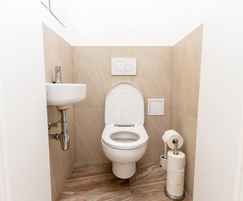 Apartament New, Central, In The Heart Of The 7th Heaven Wiedeń